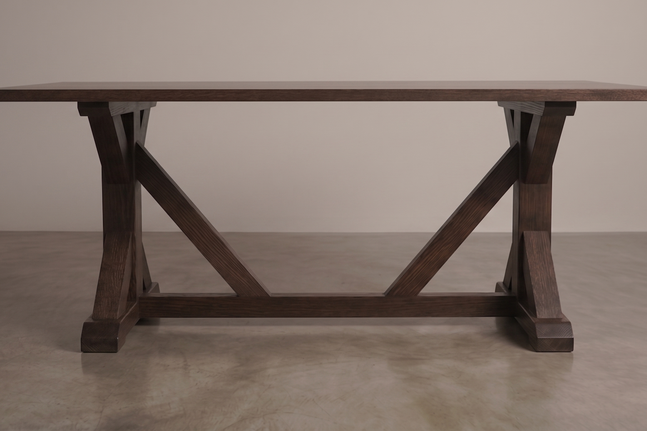 Jasmine Table