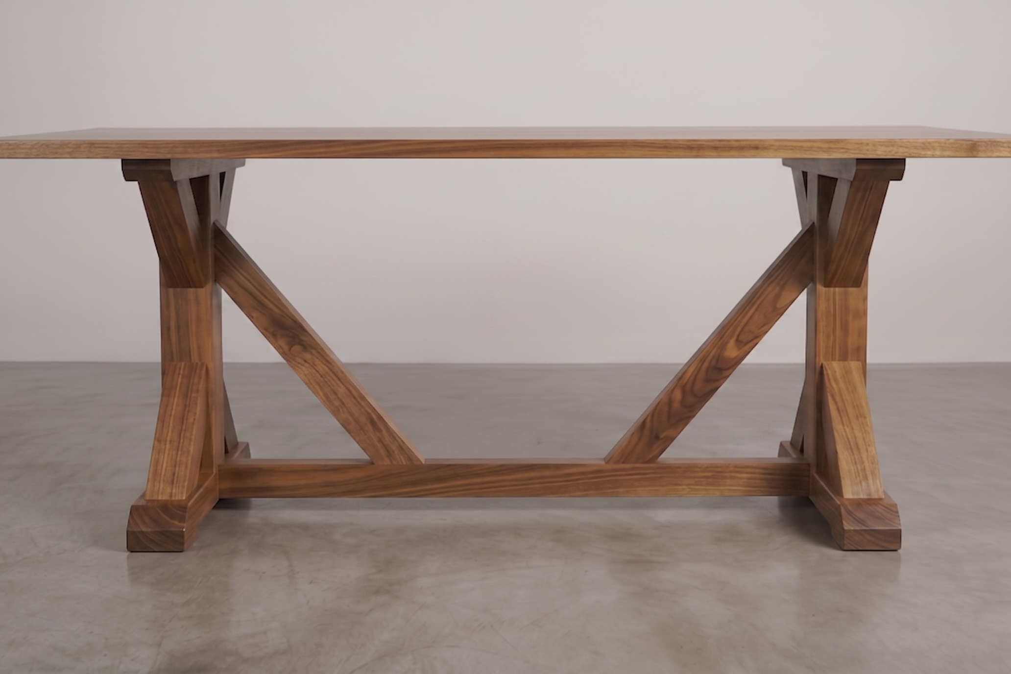 Jasmine Table