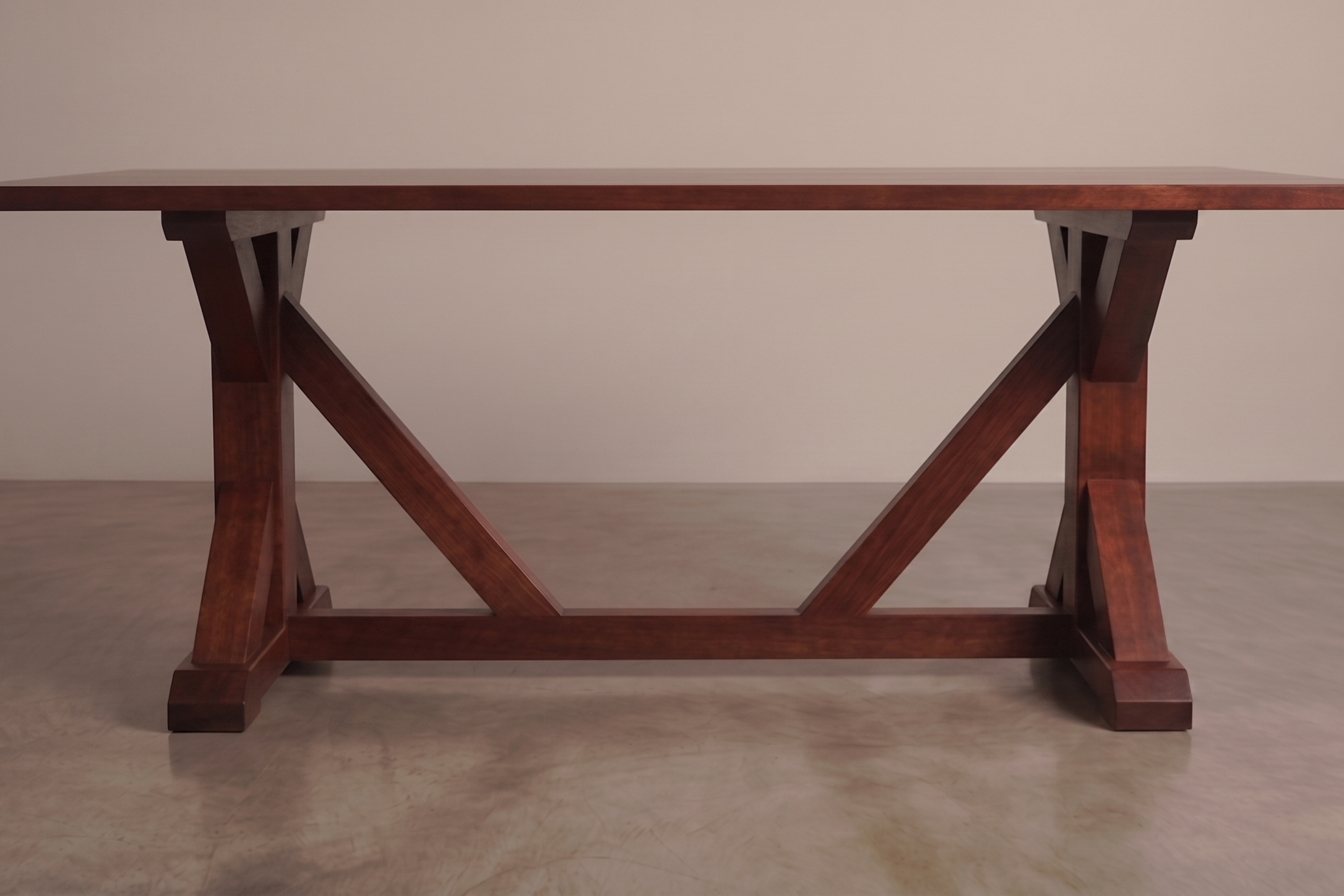 Jasmine Table
