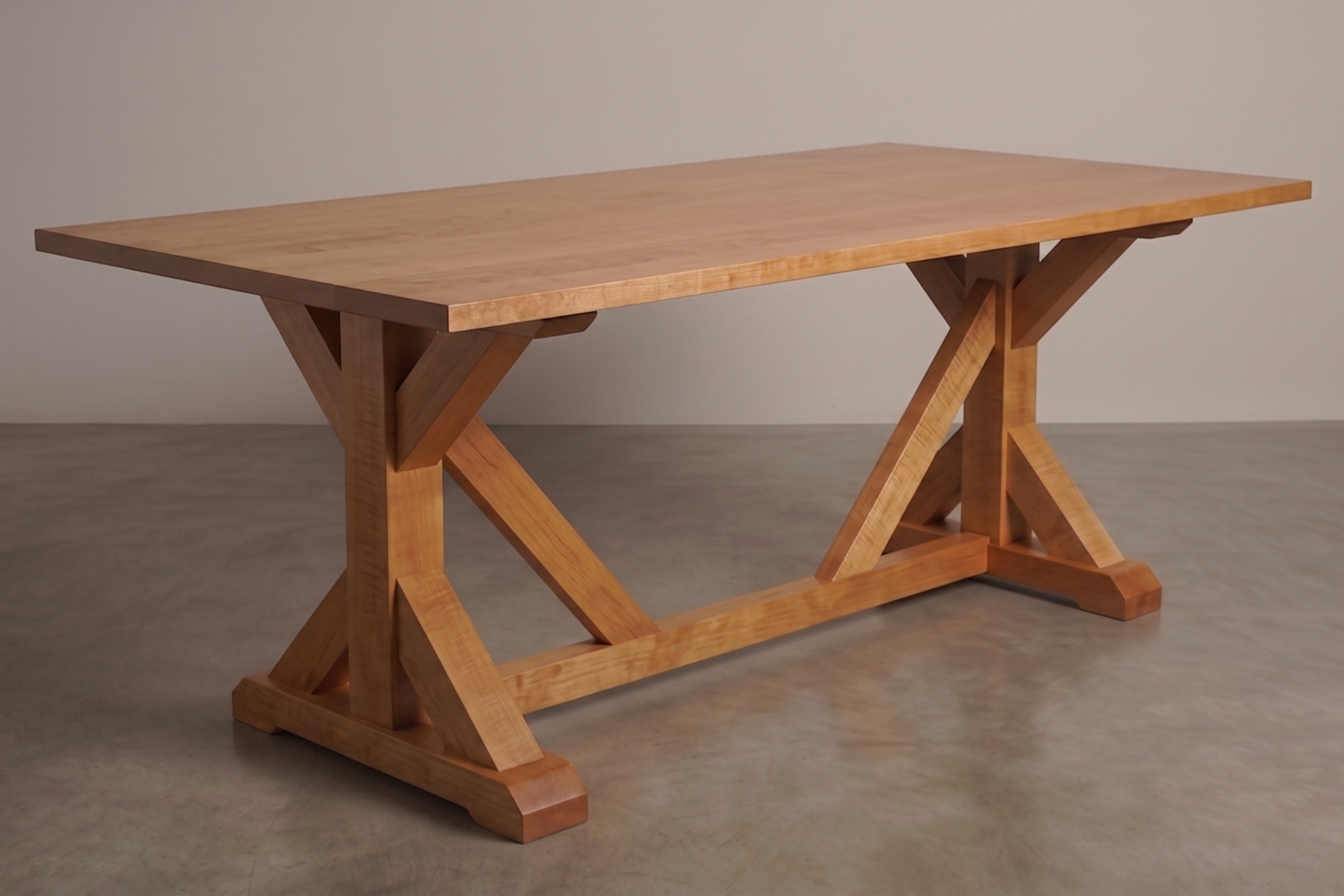 Jasmine Table