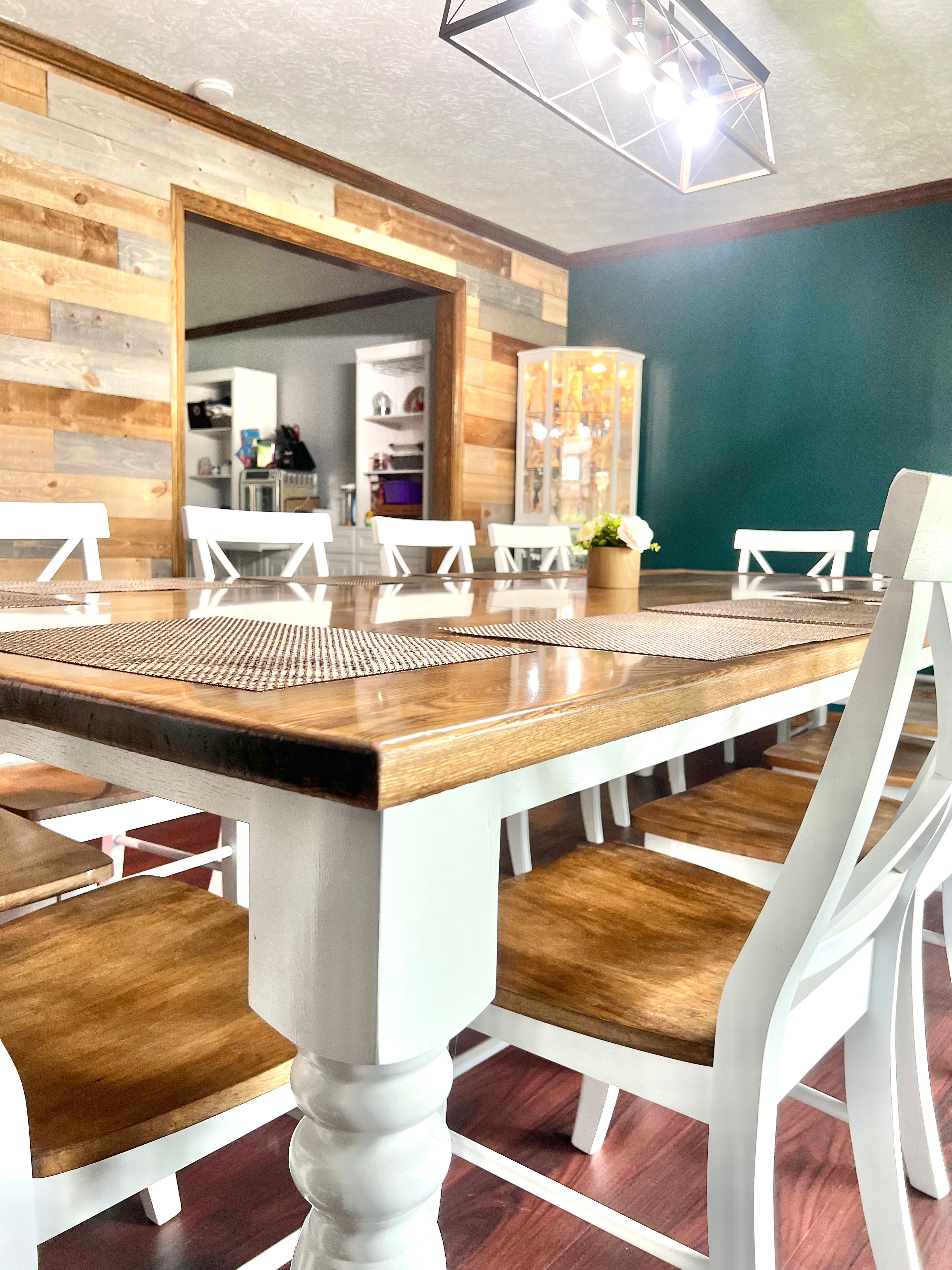 Classic RC Table-Winter Buck Brown Top/White Base