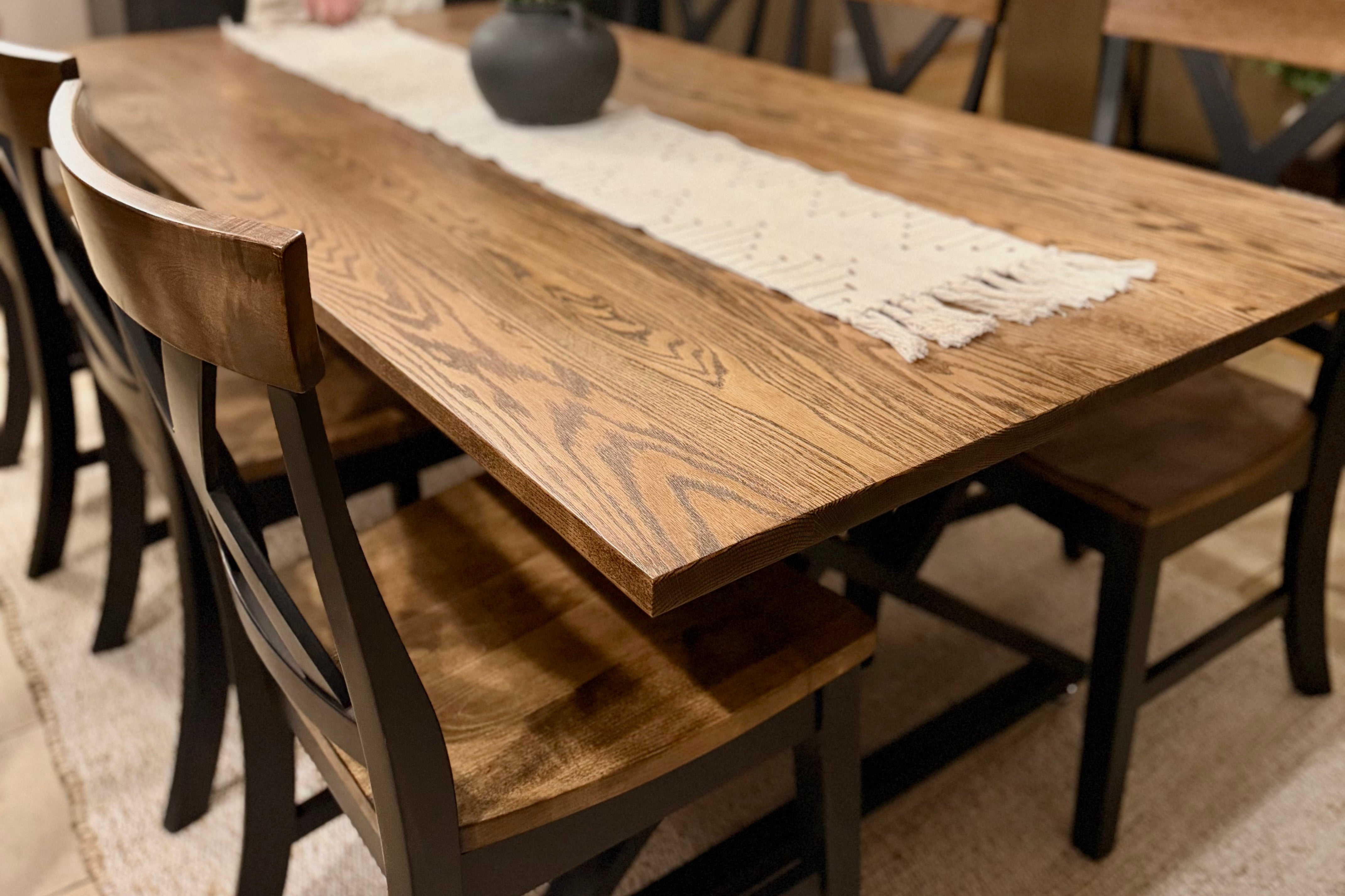 Dakota Table