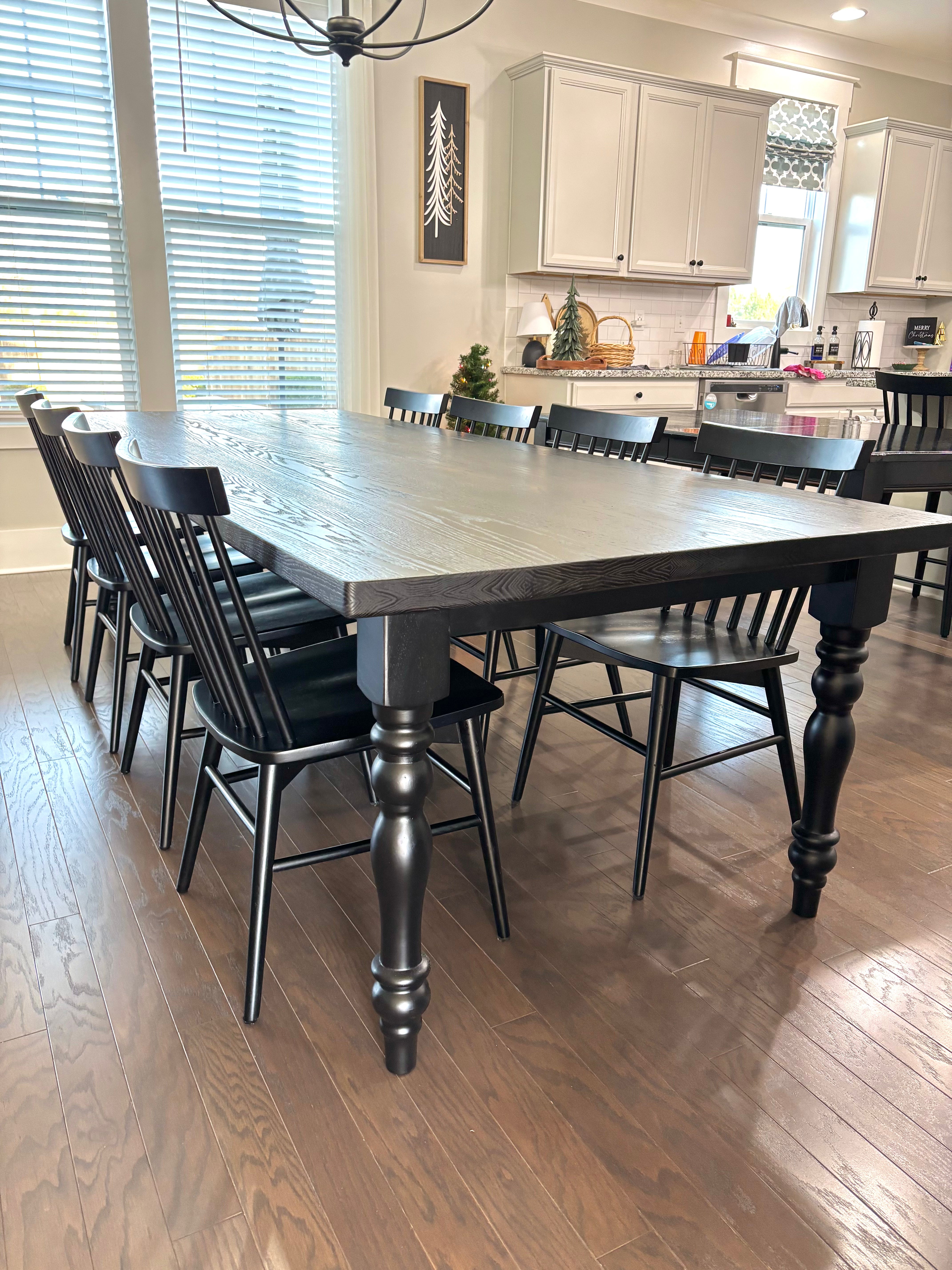 Classic RC Table Skinny Legs with Dark Grey Top & Black Base with Elegant Fence Chairs