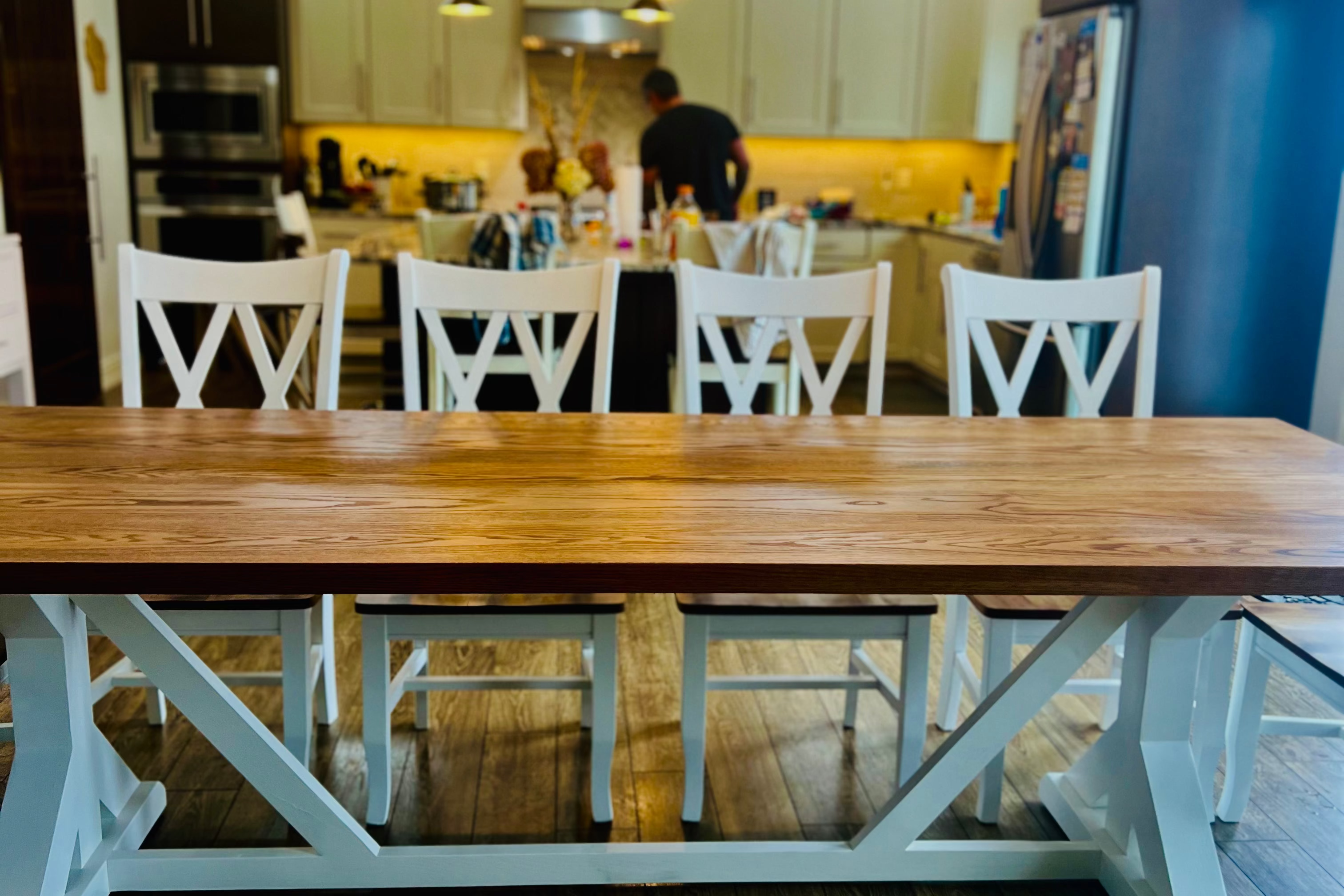 Jasmine Table