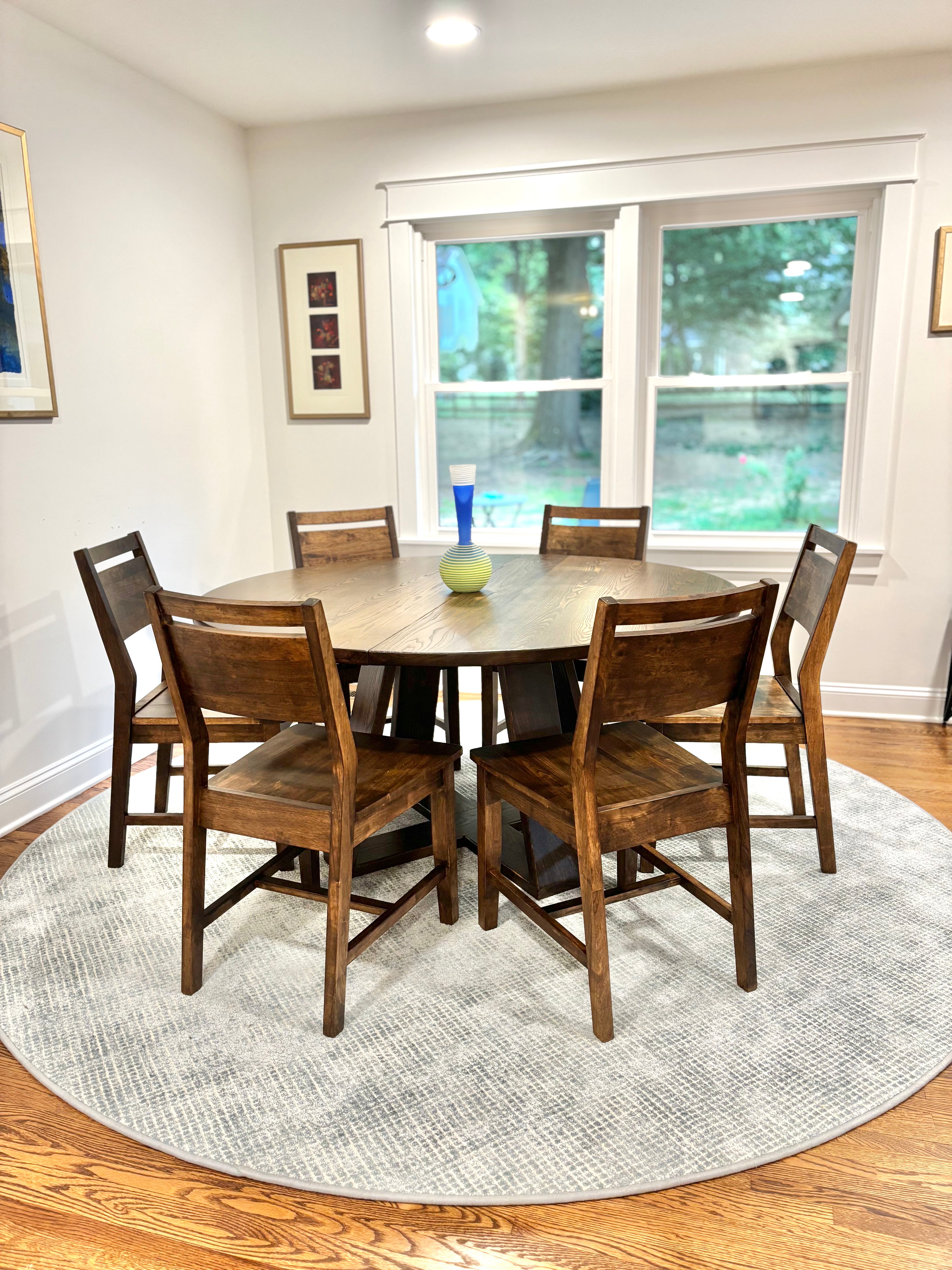 Circle Court Table W/24" EXTENSION in Winter Buck Brown Finish with Classic Farmhouse Chairs