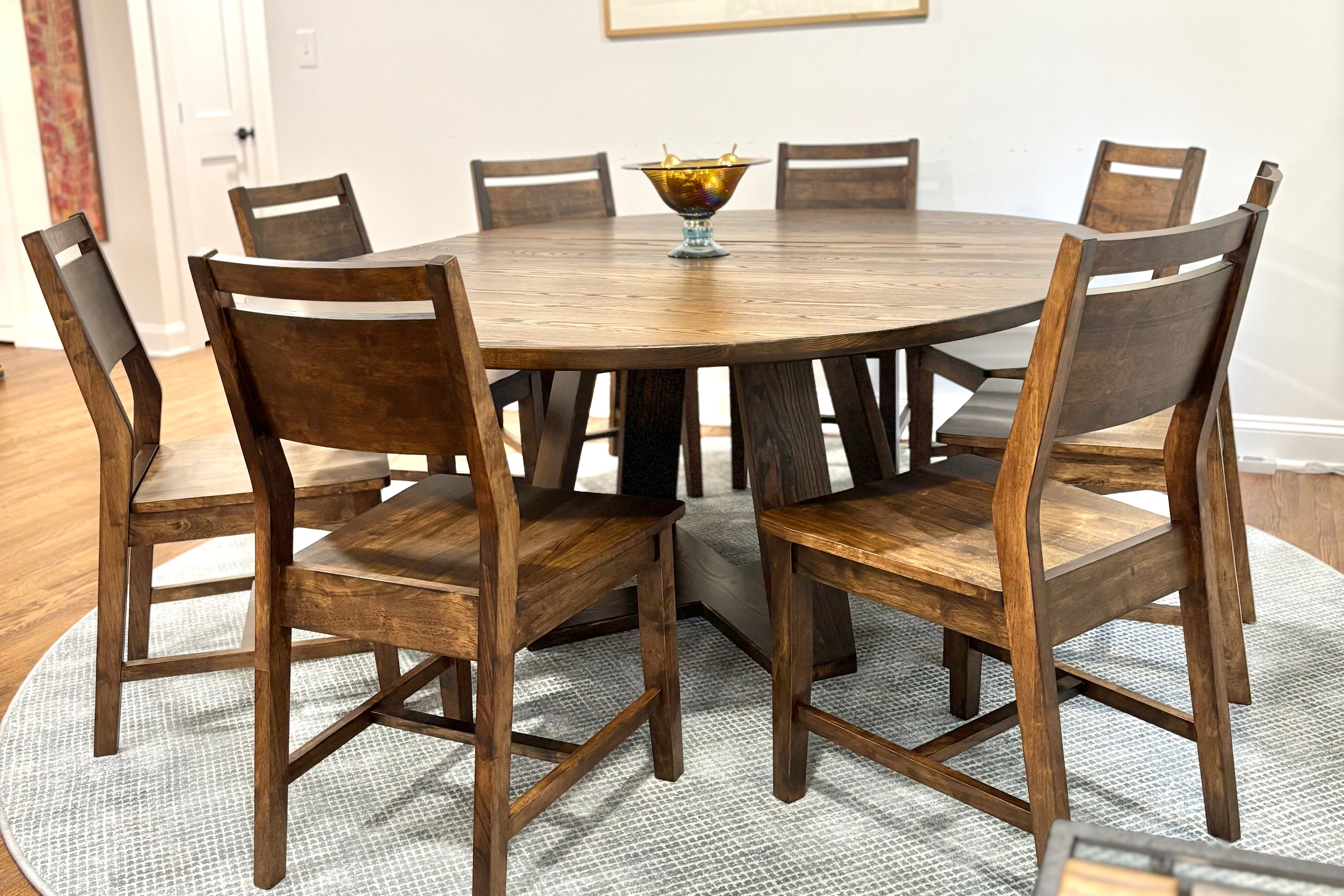 Circle Court Idaho Table