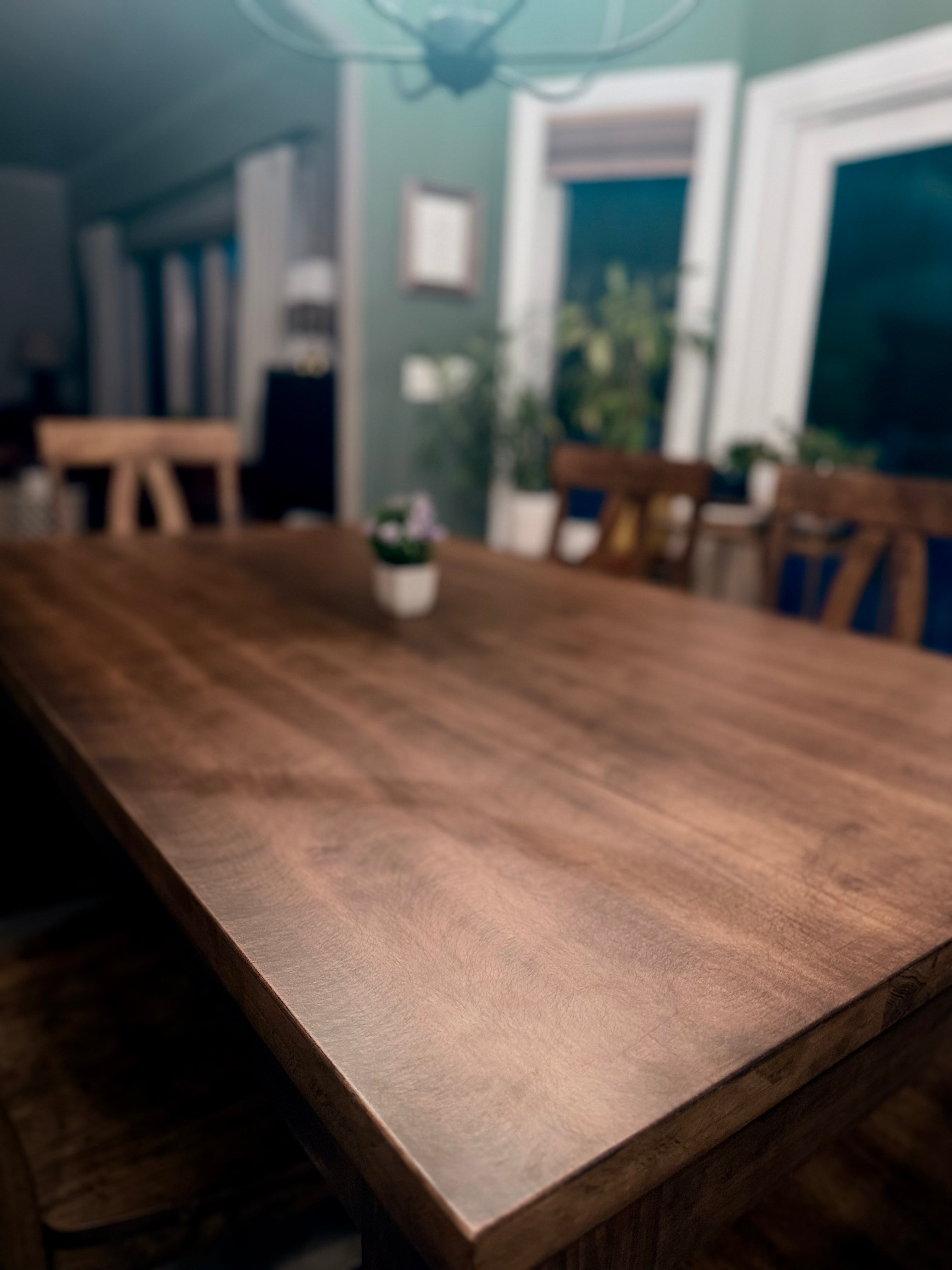 Cheyenne Table