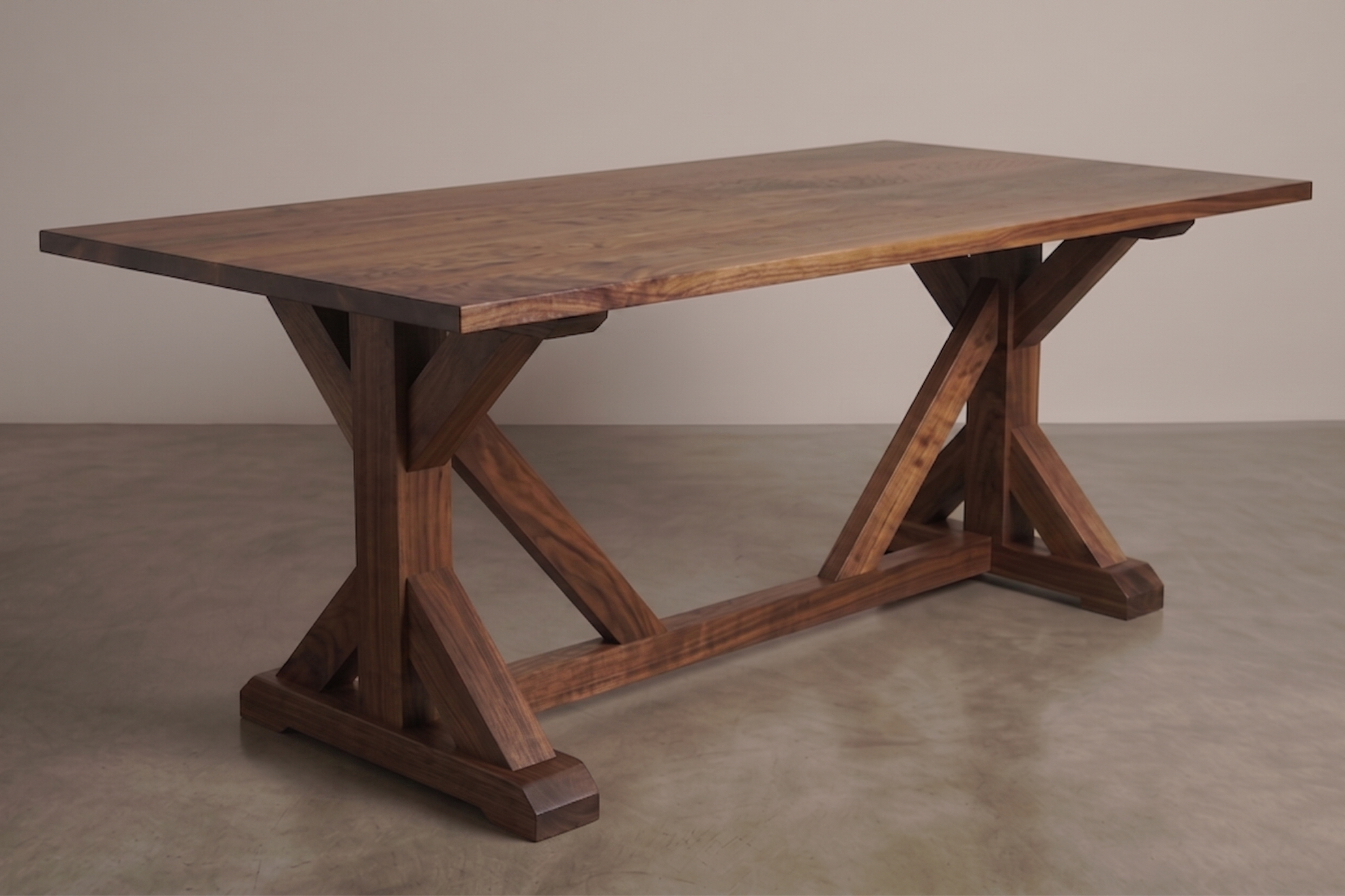 Jasmine Table