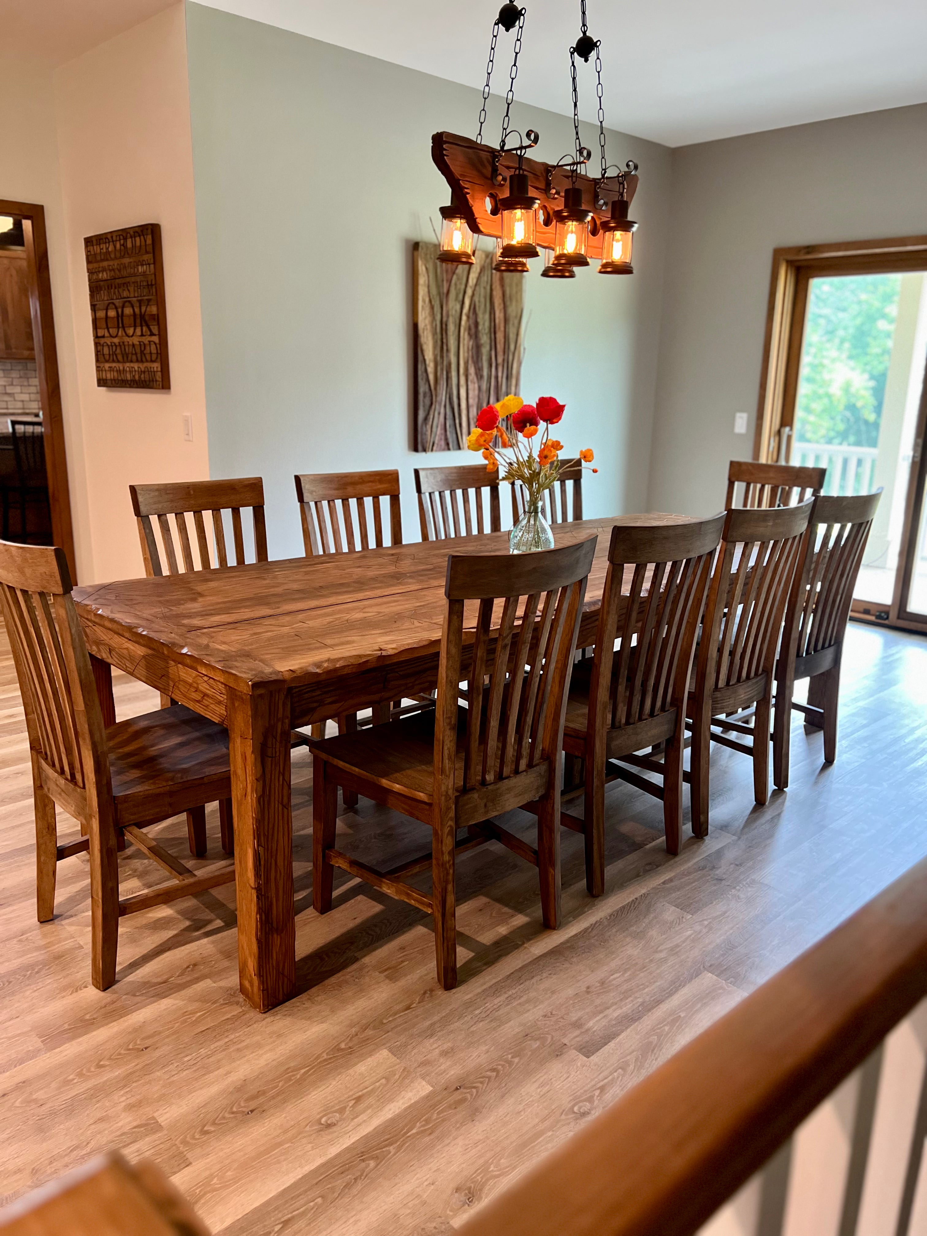 Classic Chunky Farmhouse Style; Winter Buck Brown W/Matching Fence Style Chairs (Extreme Rustic Style)