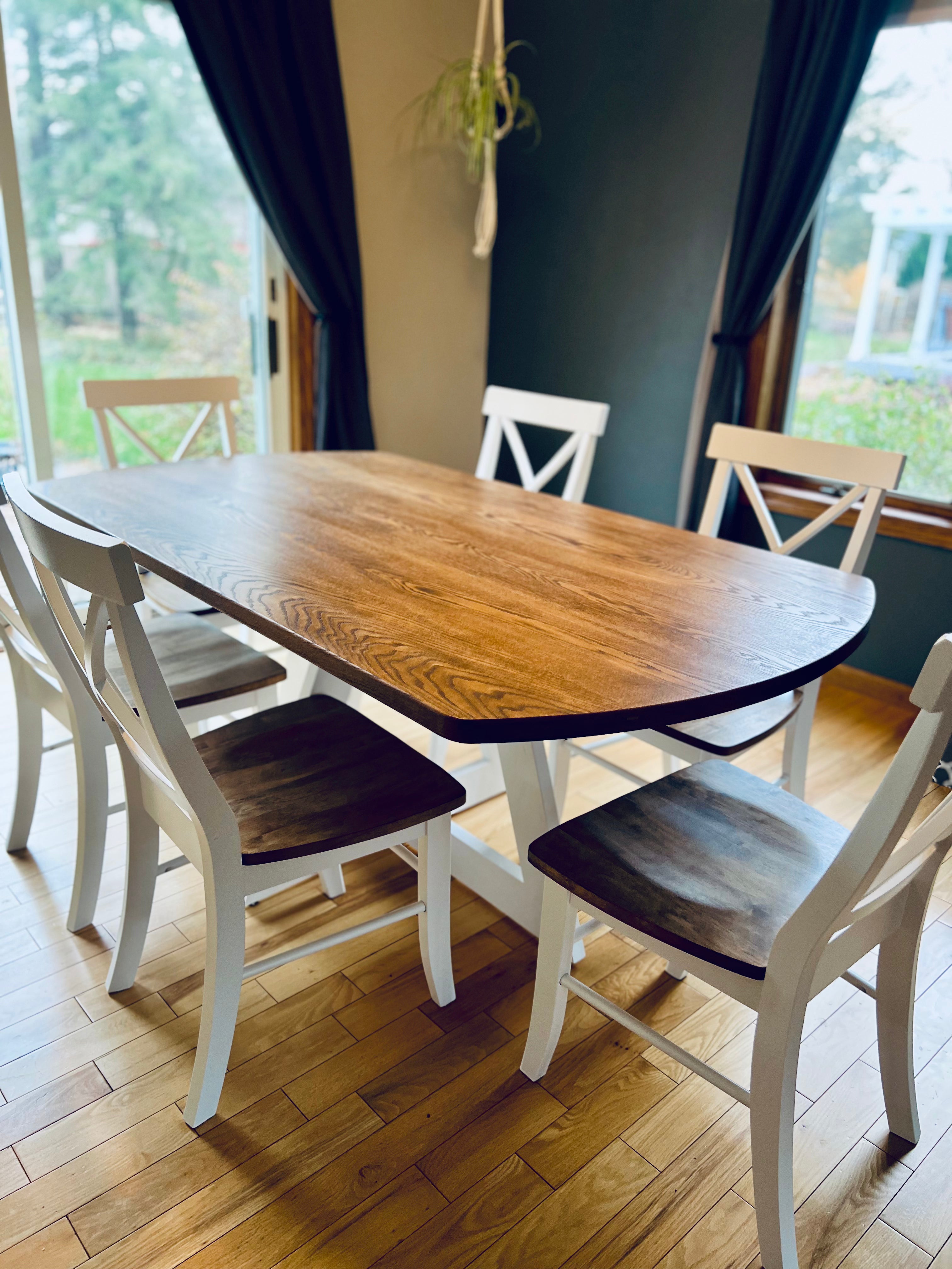 Eli Oval Dining Set – Solid Red Oak Wyoming Prairie Tan Finish/ White Base with Matching X-Back Chairs