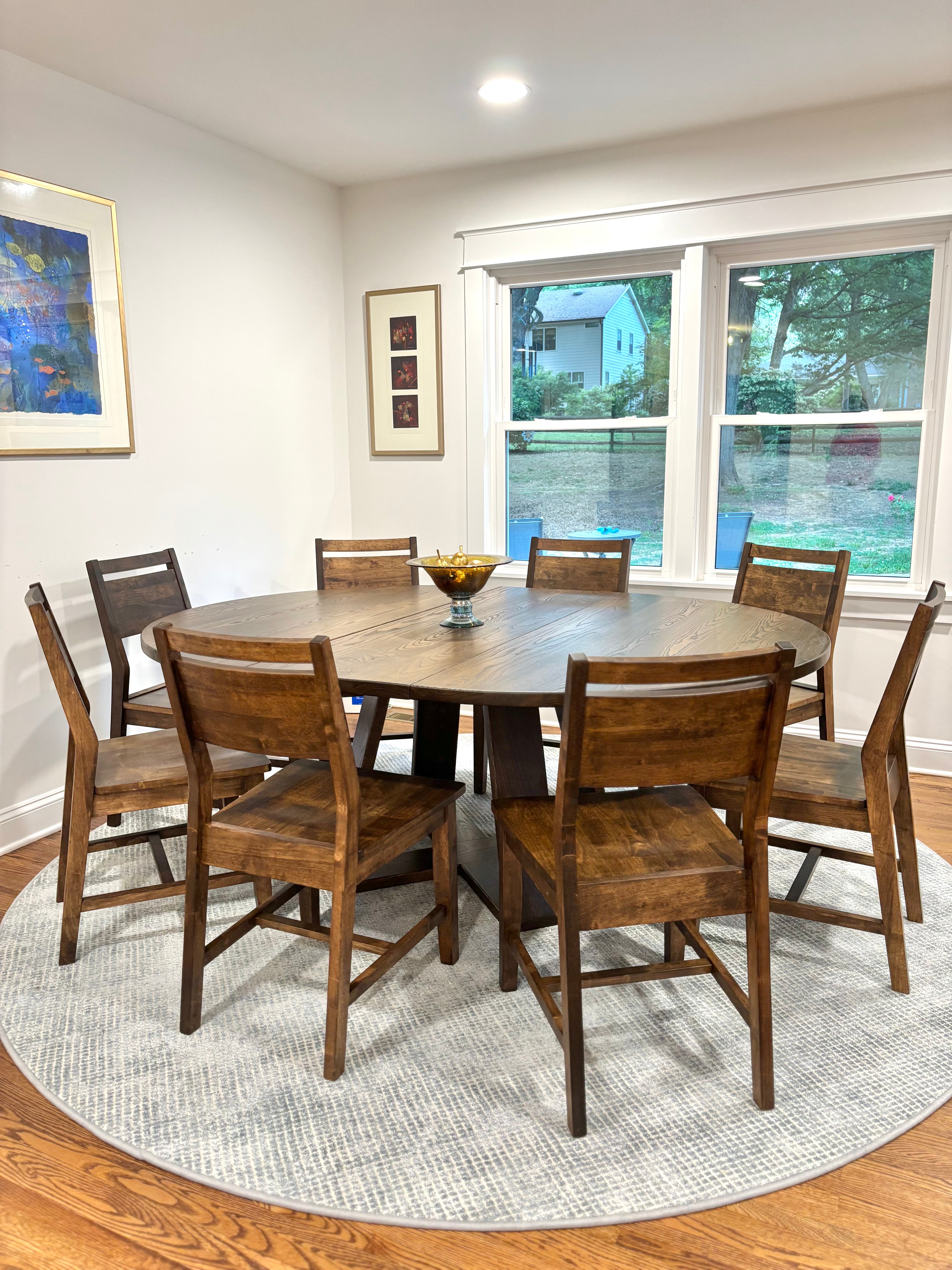 Circle Court Table W/24" EXTENSION in Winter Buck Brown Finish with Classic Farmhouse Chairs